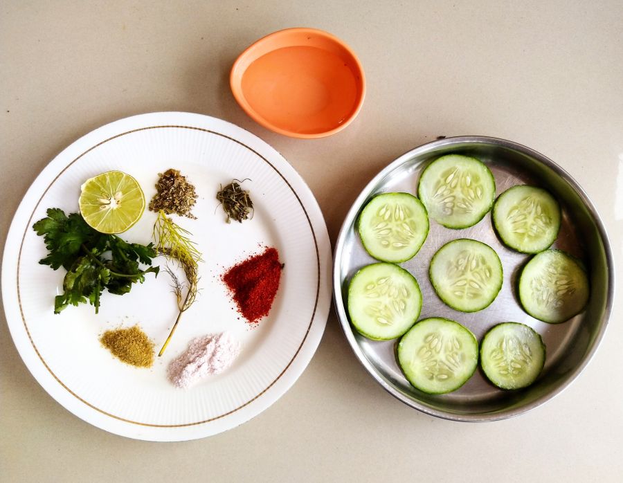 Baked Cucumber Chips recipe