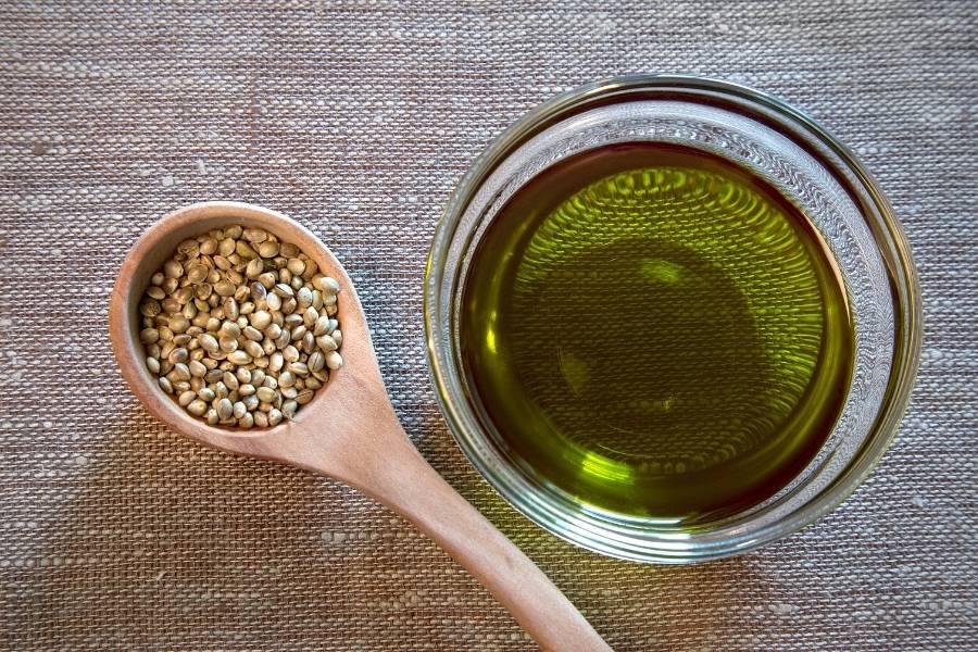 Homemade Hemp Seed Oil