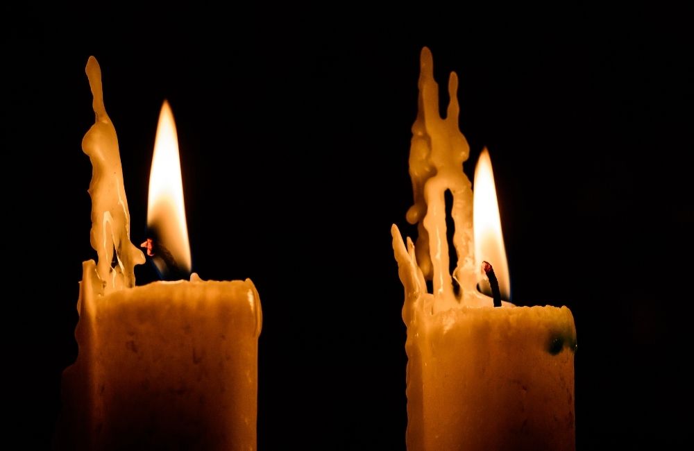 signs your twin flame is communicating with you