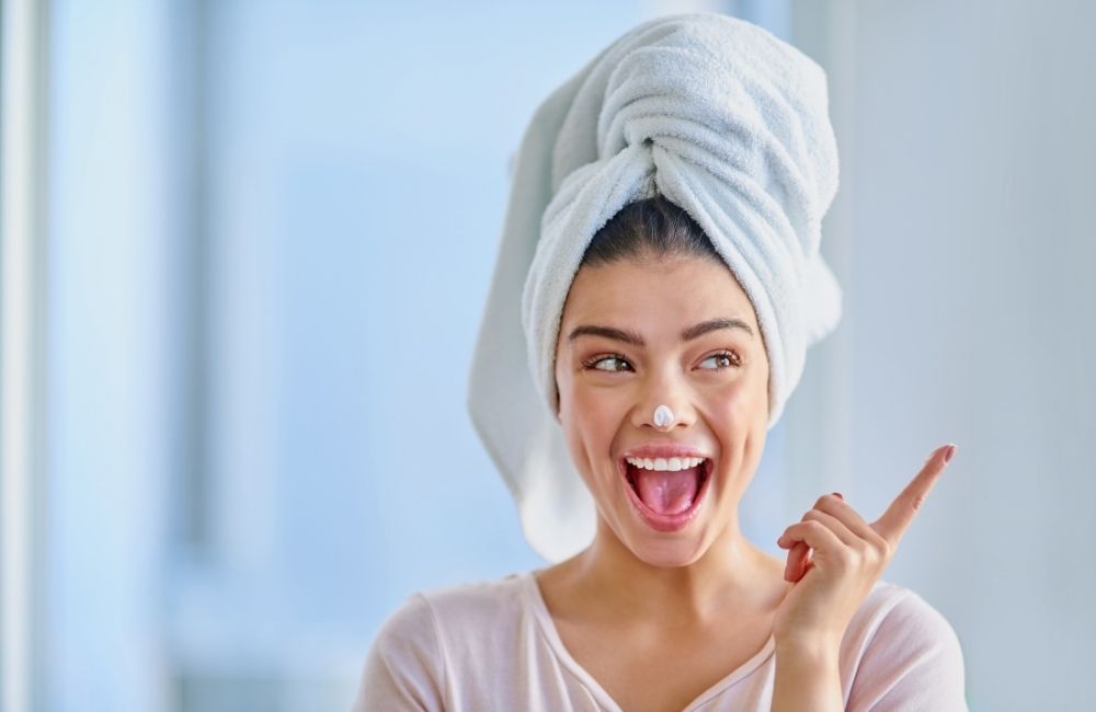 A Skincare Beginner’s Guide To Achieving a Healthy Skin Complexion